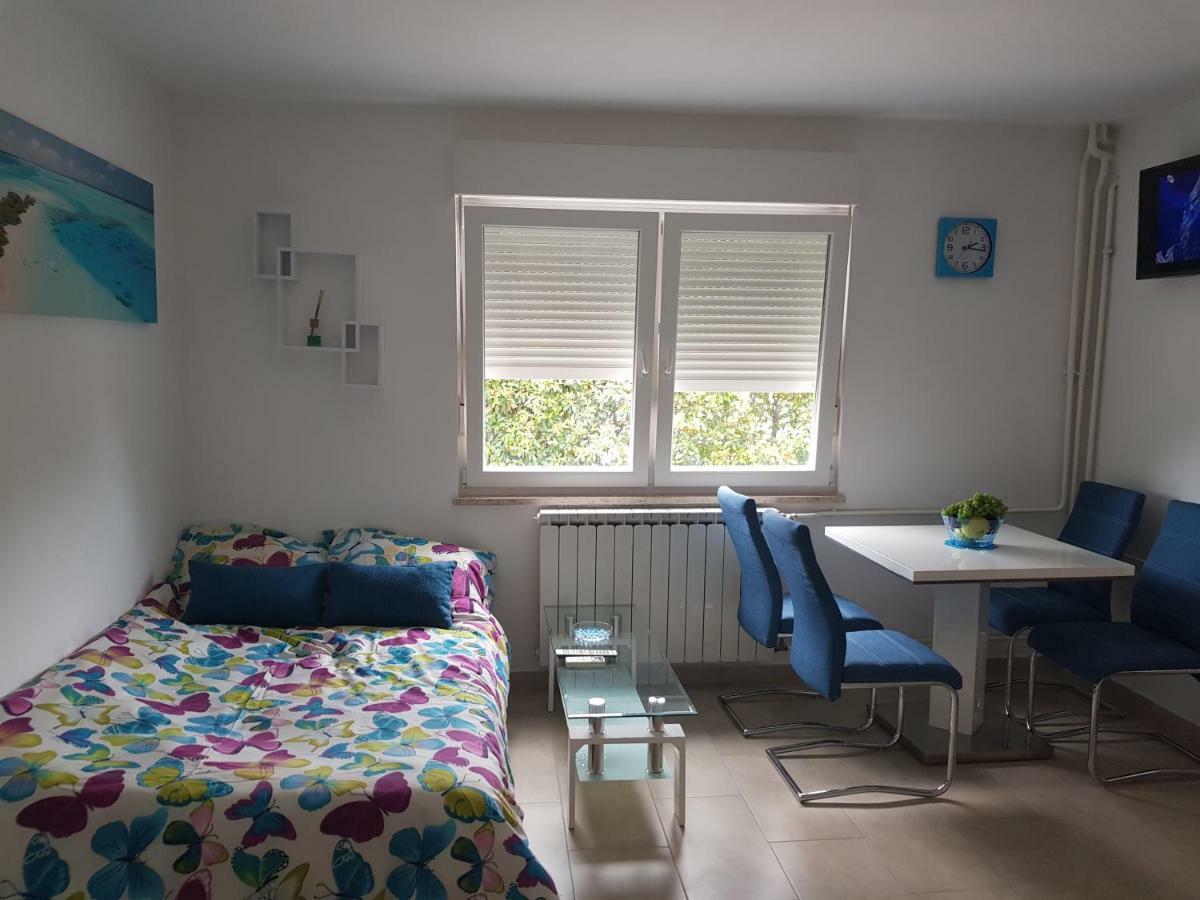 VIGO apartman Pula Exterior foto